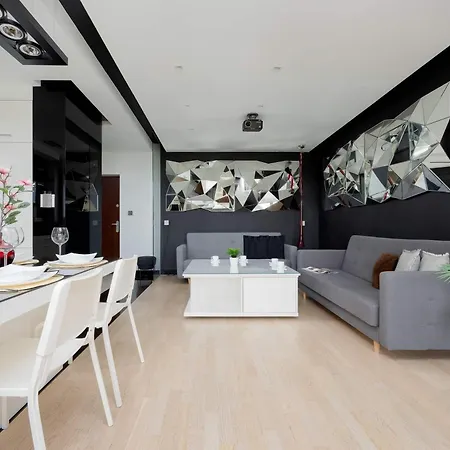 Apartment Pokorna Modern With Balcony & Parking By Renters Warsaw